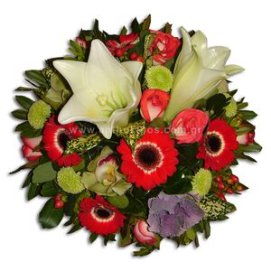 Flower arrangement for table