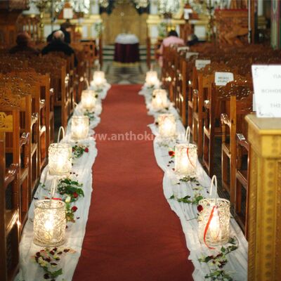 Inside Wedding Decoration romantic with candles and lanterns