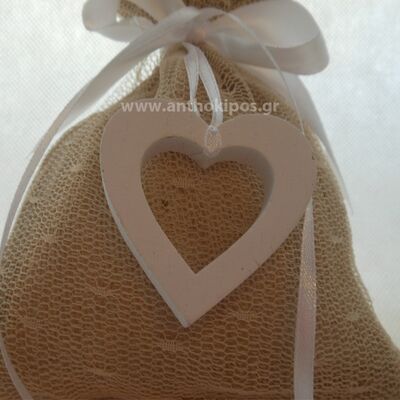 Wedding Favors, wedding favor pouch of burlap and lace and wooden heart