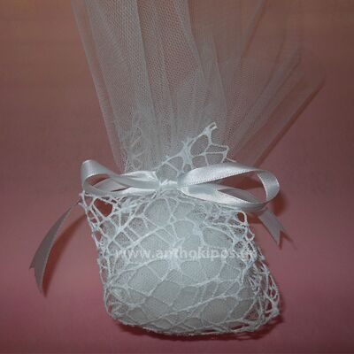 Wedding Favors, favor with tulle and circles