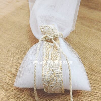 Wedding Favor with tulle and burlap