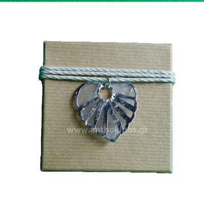 Wedding Favors, favor with natural box and heart tied with rope