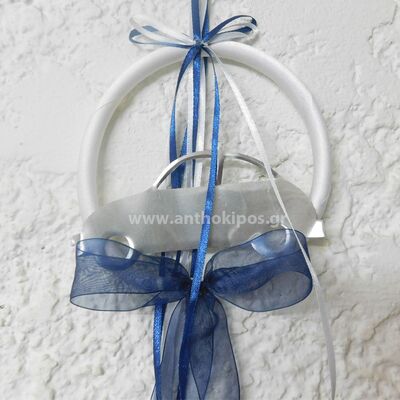 Christening Favor with a wreath hanging car
