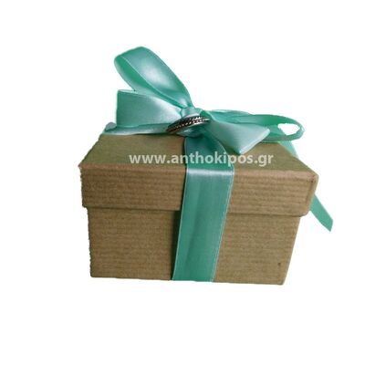 Wedding Favors, natural box tied with unique vintage motif