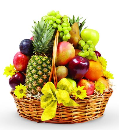 Καλάθι με φρούτα