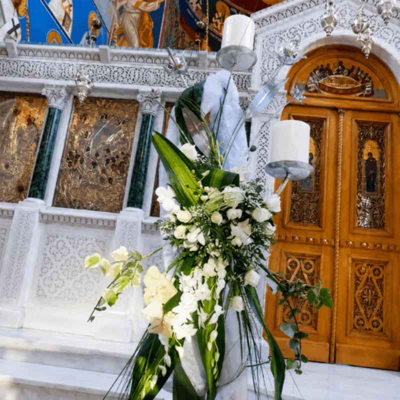 Λαμπάδες Γάμου με εξαιρετικές δημιουργίες λουλουδιών