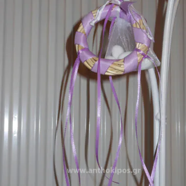 Wedding Favor wreath in lilac shades