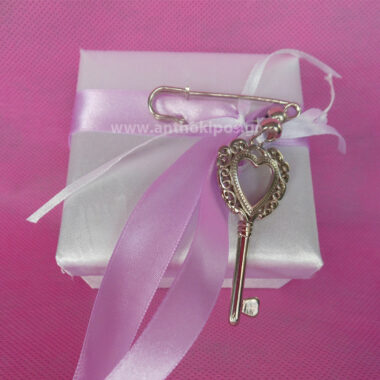 Wedding Favors, favor white box with heart key