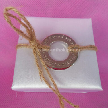 Wedding Favors, favor with white box and love ring